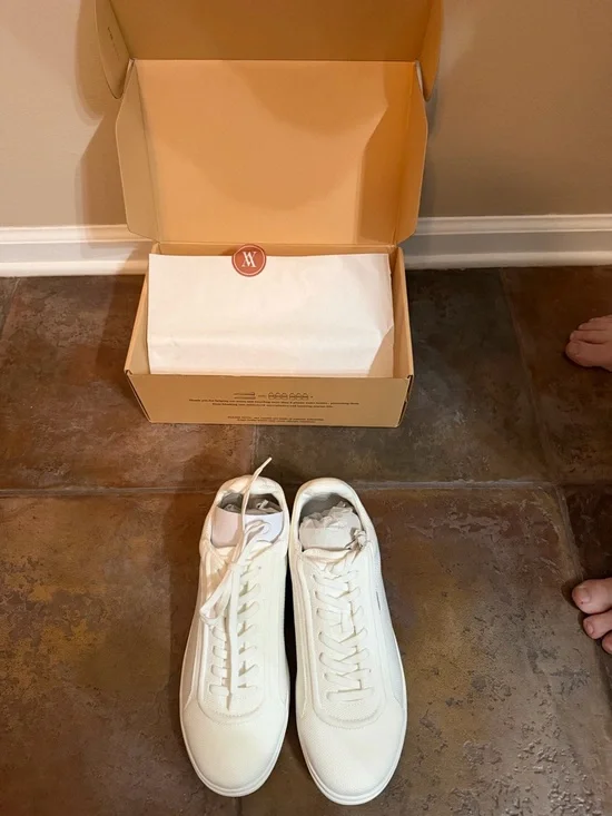 Vivaia White Women's Lace-Up Casual Sneakers - Never Worn, Brand New - Picture 5 of 9